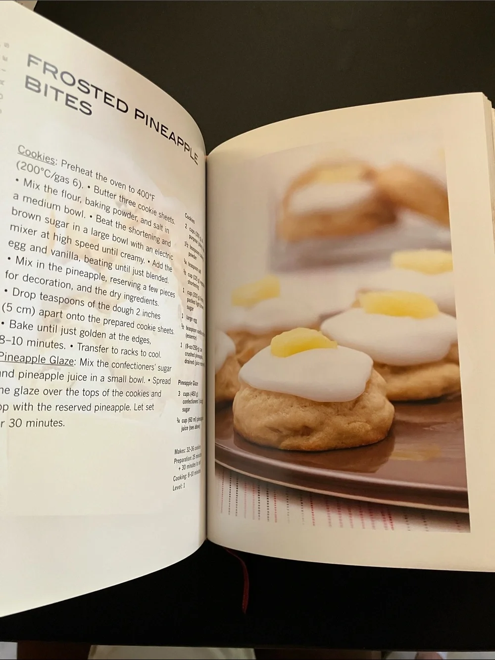 Golden Book of Cookies Baking Cookbook Gilded Edges Bookmark 2008 Hardcover